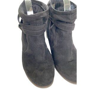 American Eagle Womens Slouch Black Faux Suede Bootie with Buckle Size 8 1/2 Boho